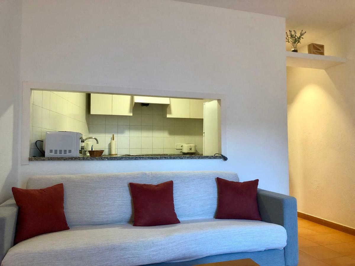 Apartaments S'Arenella Кадакес Екстер'єр фото