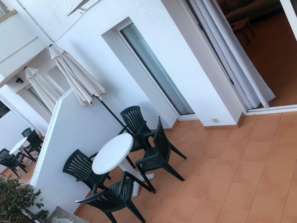 Apartaments S'Arenella Кадакес Екстер'єр фото