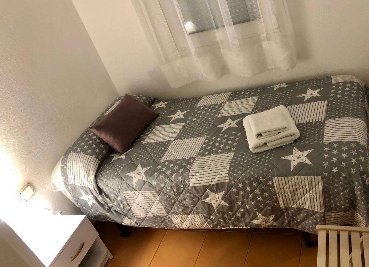 Apartaments S'Arenella Кадакес Екстер'єр фото